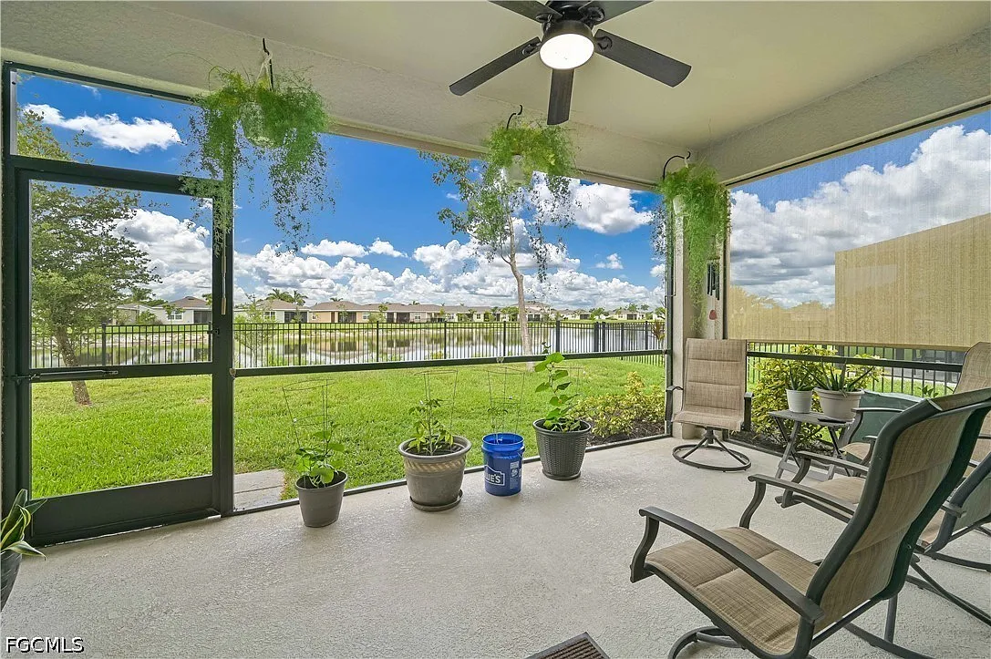 4 bed, 2.0 bath, 2156 sqft, $2,600 — Photo 4