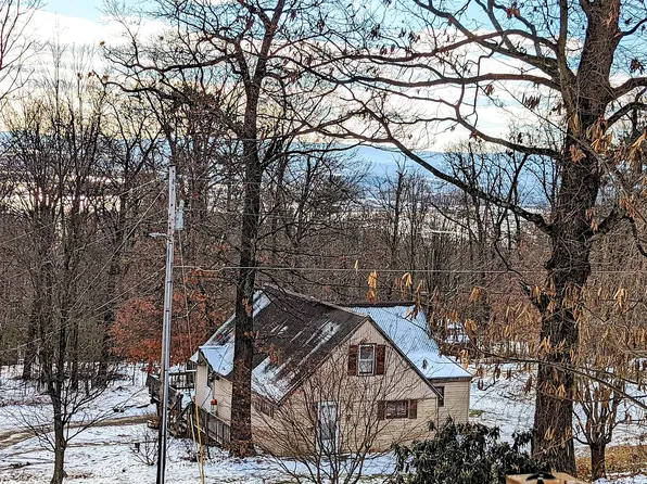 77 Mare Rd, Carlisle, PA