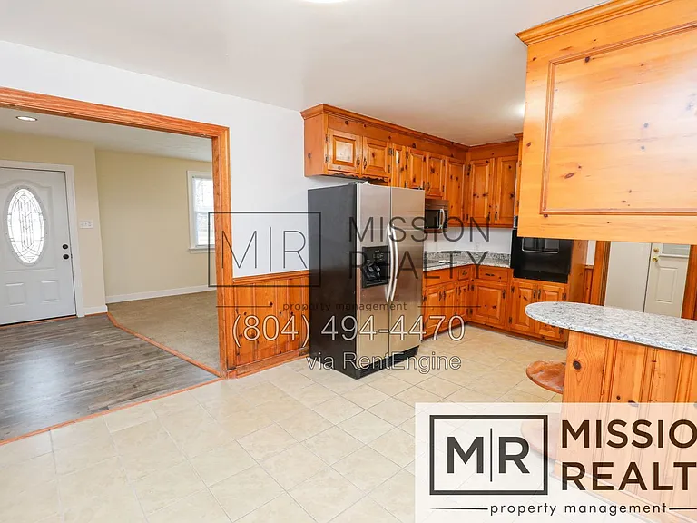 4823 Suecla Dr — Photo 4