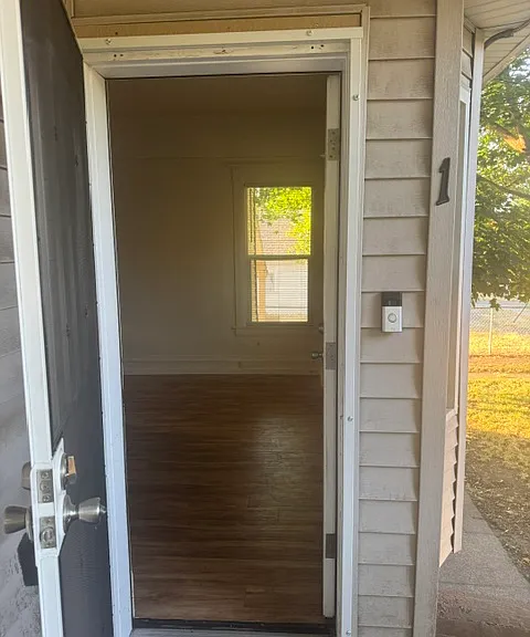 902 W Mansfield Ave #1 — Photo 3