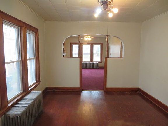 5th image of 514 N Ash St