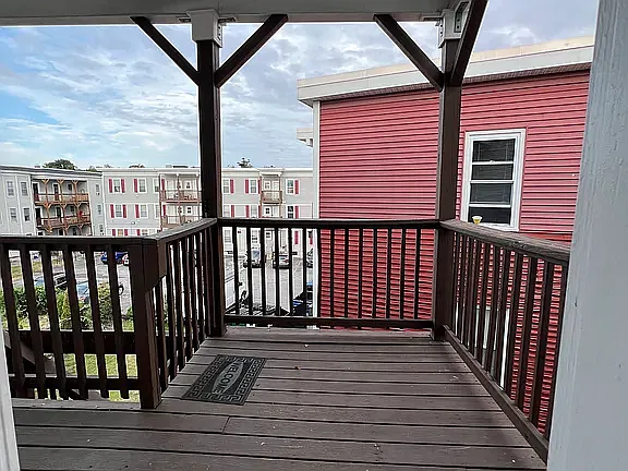 7 Exeter St — Photo 1