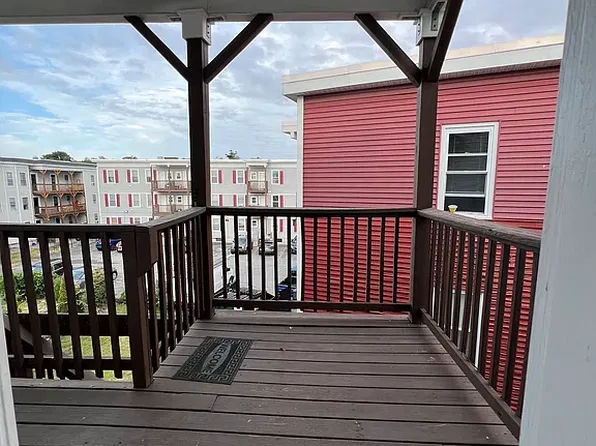 7 Exeter St, 7 Exeter St #2L, Lowell, MA 01850