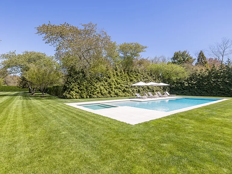 83 Atlantic Ave — Photo 2