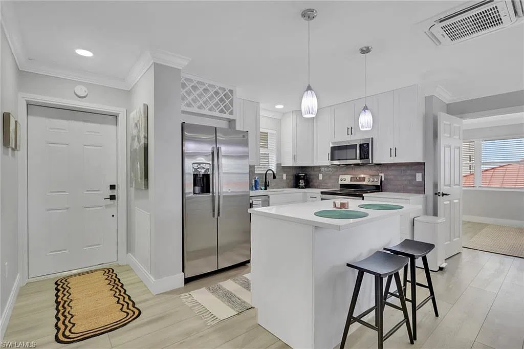 10701 Gulf Shore Dr — Photo 2