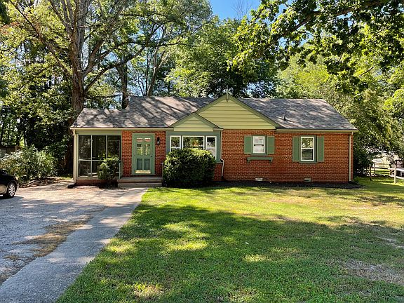 2nd image of 1218 Starling Dr