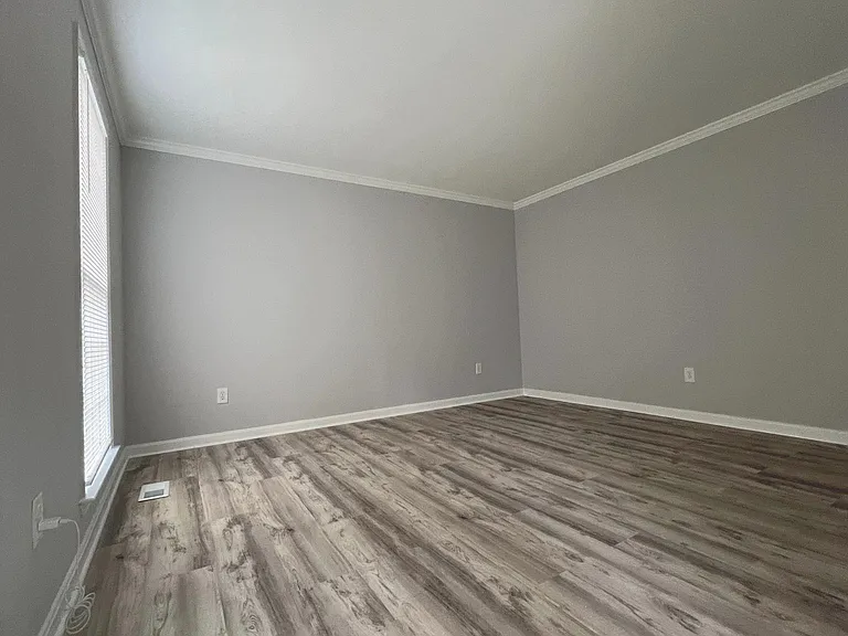 15116 Serbian Ln — Photo 4