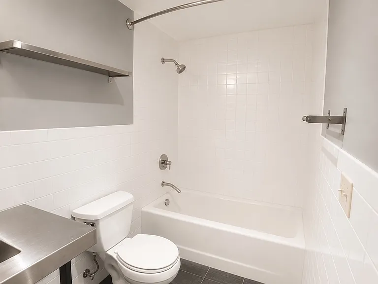 103 E Sprague Ave #207 — Photo 11