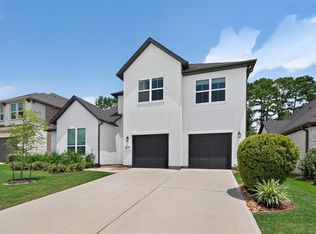 9722 Dani Lake Dr, Tomball, TX 77375