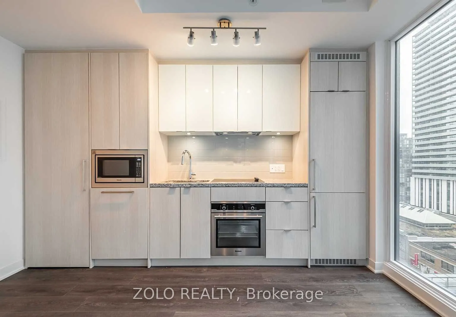 Studio, $1,899 — Photo 4