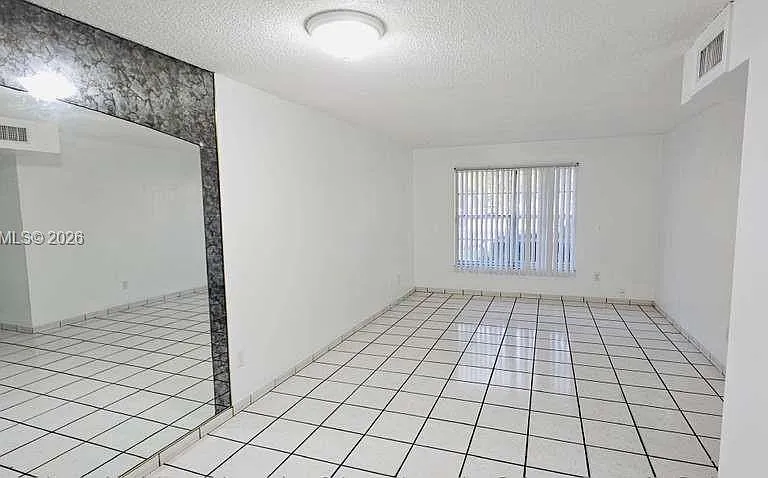6820 W Flagler St #105 — Photo 4