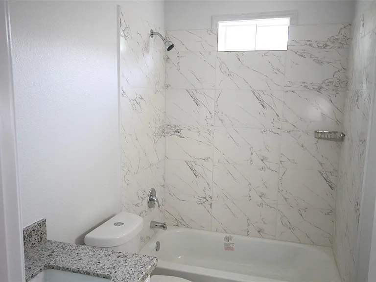 11514 Quincewood Dr — Photo 5