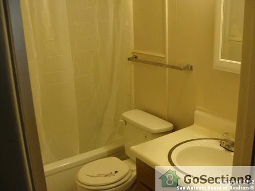 5th image of 103 Avenue F #B