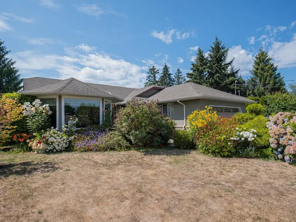 1216 Gilley Cres, Nanaimo, BC V9P 1W4
