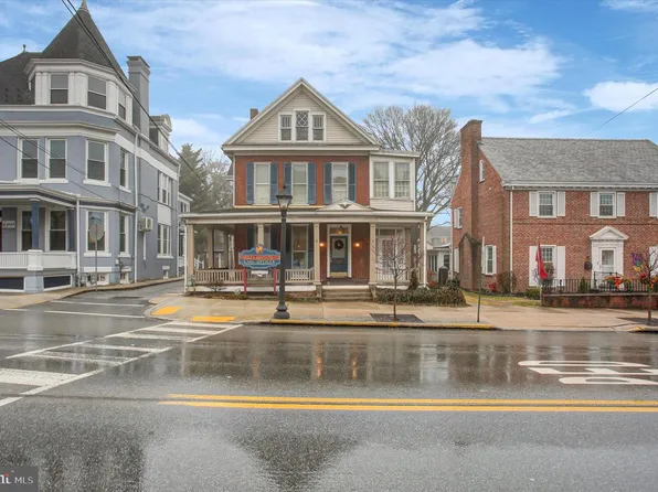 126 E King St, Shippensburg, PA 17257