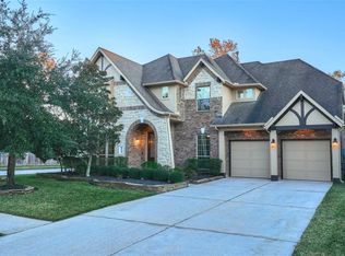 438 Woodpecker Forest Ln, Conroe, TX 77384