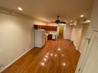 48 N Front St #A, Philadelphia, PA 19106