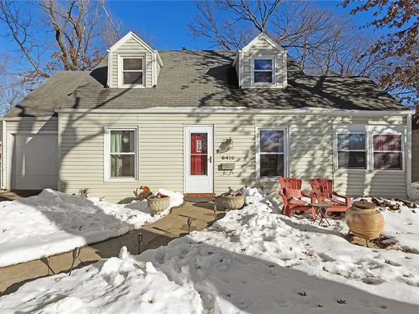 8419 Ward Pkwy, Kansas City, MO 64114