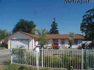 1813 E Clover Ln, Stockton, CA