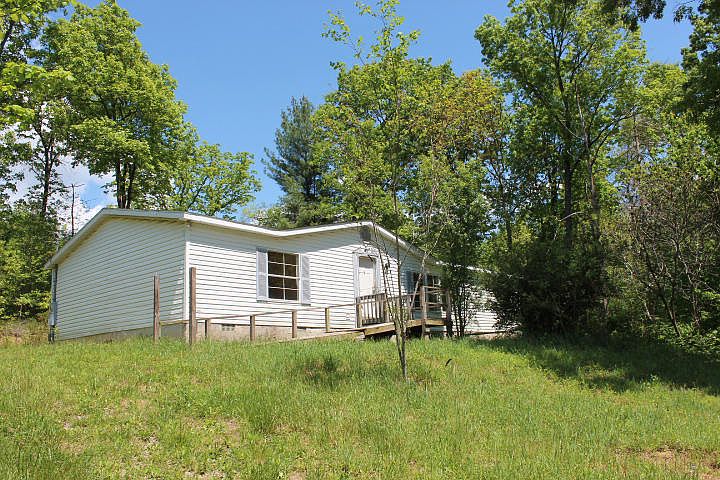 1st image of 29 Dogwood Dr