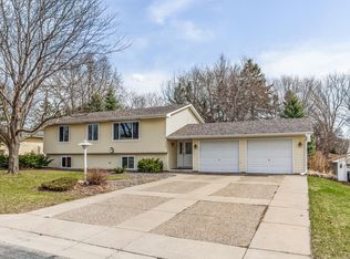 3940 Beryl Rd, Eagan, MN 55122