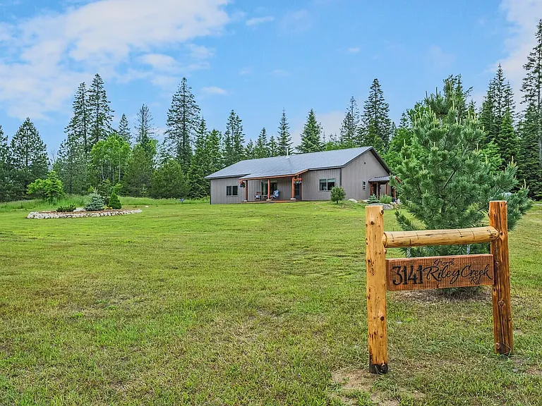 3141 N Riley Creek Rd — Photo 22
