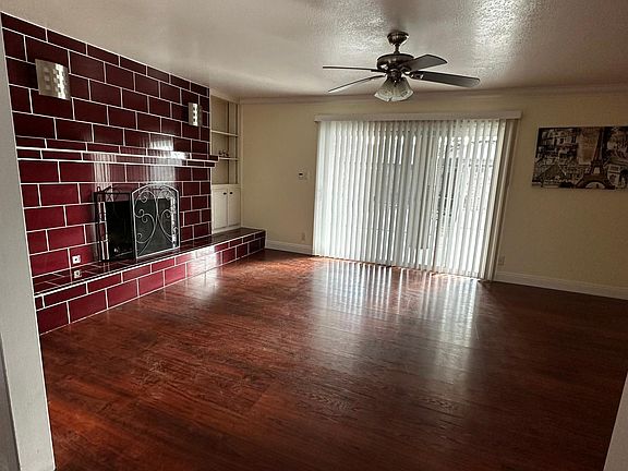 4th image of 1225 E Vartikian Ave