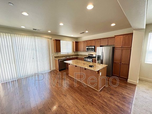 3rd image of 5284 Skystone Dr