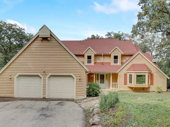 W335S9529 Red Brae DRIVE, Mukwonago, WI 53149