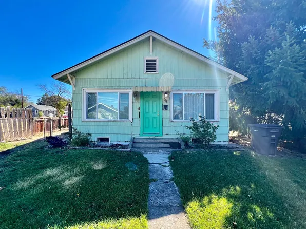 803 S 14th Ave, Yakima, WA 98902