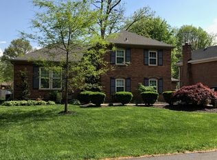10608 Bracken Branch Ct, Louisville, KY 40223