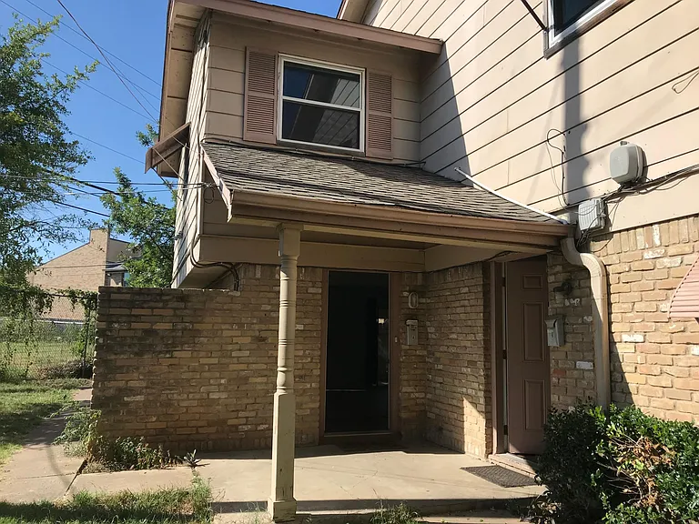 5816 Belmoor Dr #A — Photo 2