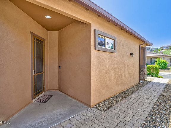 3rd image of 1628 BONAVISTA Place