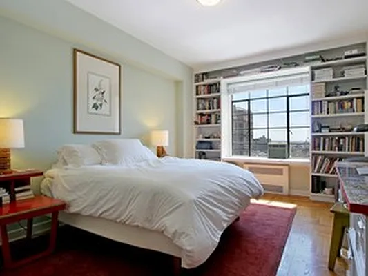 Sold by Corcoran | media 2