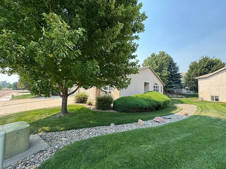 5050 Rill Valley Way — Photo 3