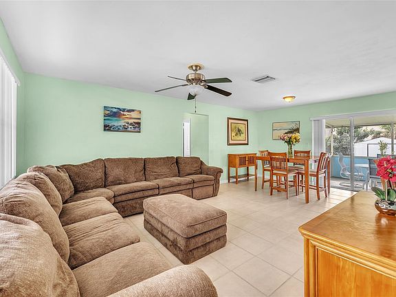 3rd image of 7850 NW 10th Street