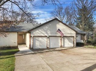 28310 Center Ridge Rd, Westlake, OH 44145