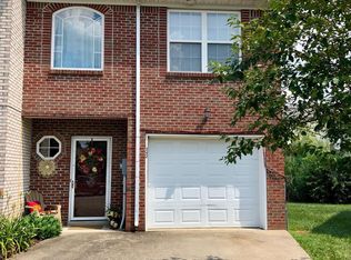 242 Bass Pond Gln, Nicholasville, KY 40356