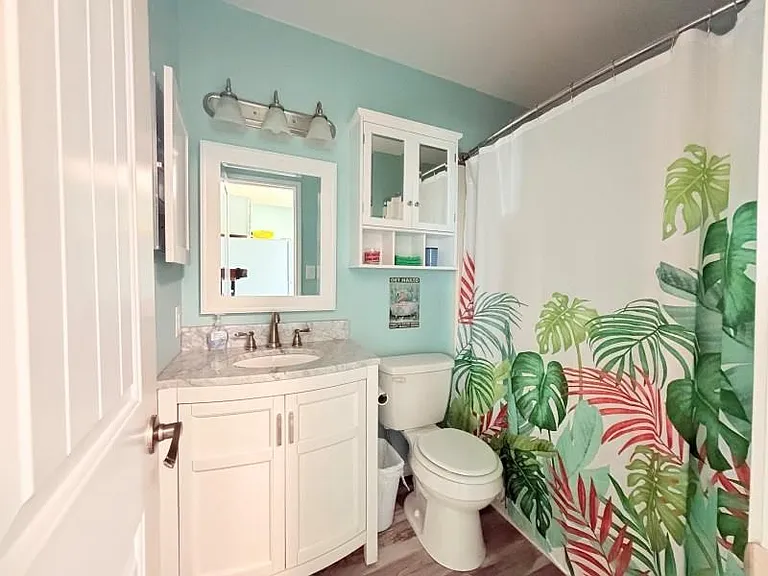 1809 Hillcrest Dr #107 — Photo 6