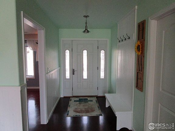 5th image of 18 S Cedar Cir E