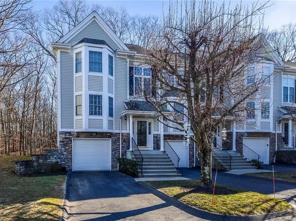 1701 Cypress Drive #1701, Danbury, CT 06811