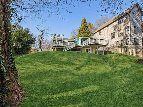 4th image of 2945 Ringle Rd #44