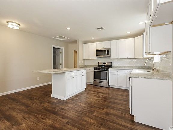 2nd image of 49 Village Cir E