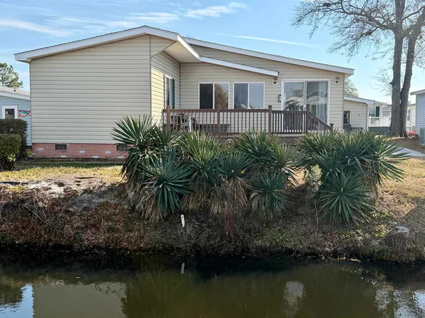 426 East Lake Dr., Surfside Beach, SC 29575