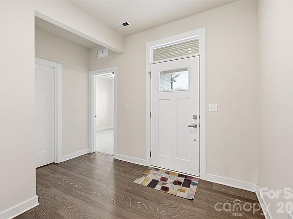 4th image of 6334 Cambridge Dr