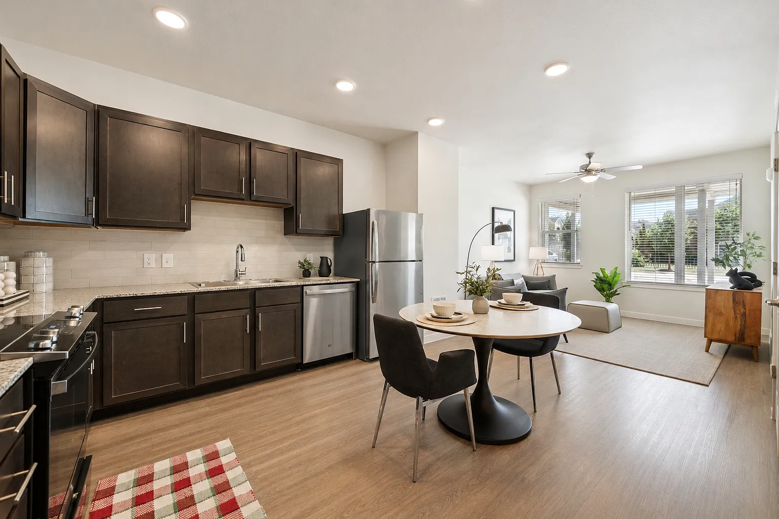 Ekos City Heights — Photo 1