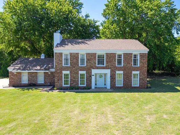 1023 Lake Front Ct, Purcell, OK 73080