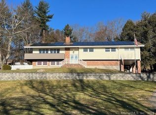 32 Buckingham Rd, Seymour, CT 06483
