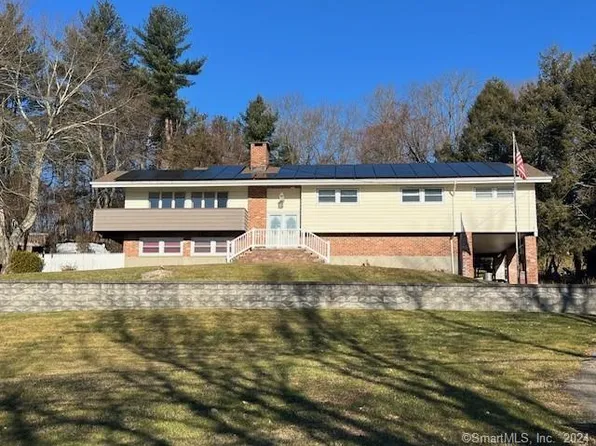 32 Buckingham Road, Seymour, CT 06483