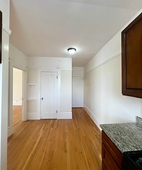 1185 Pine St #32 — Photo 7